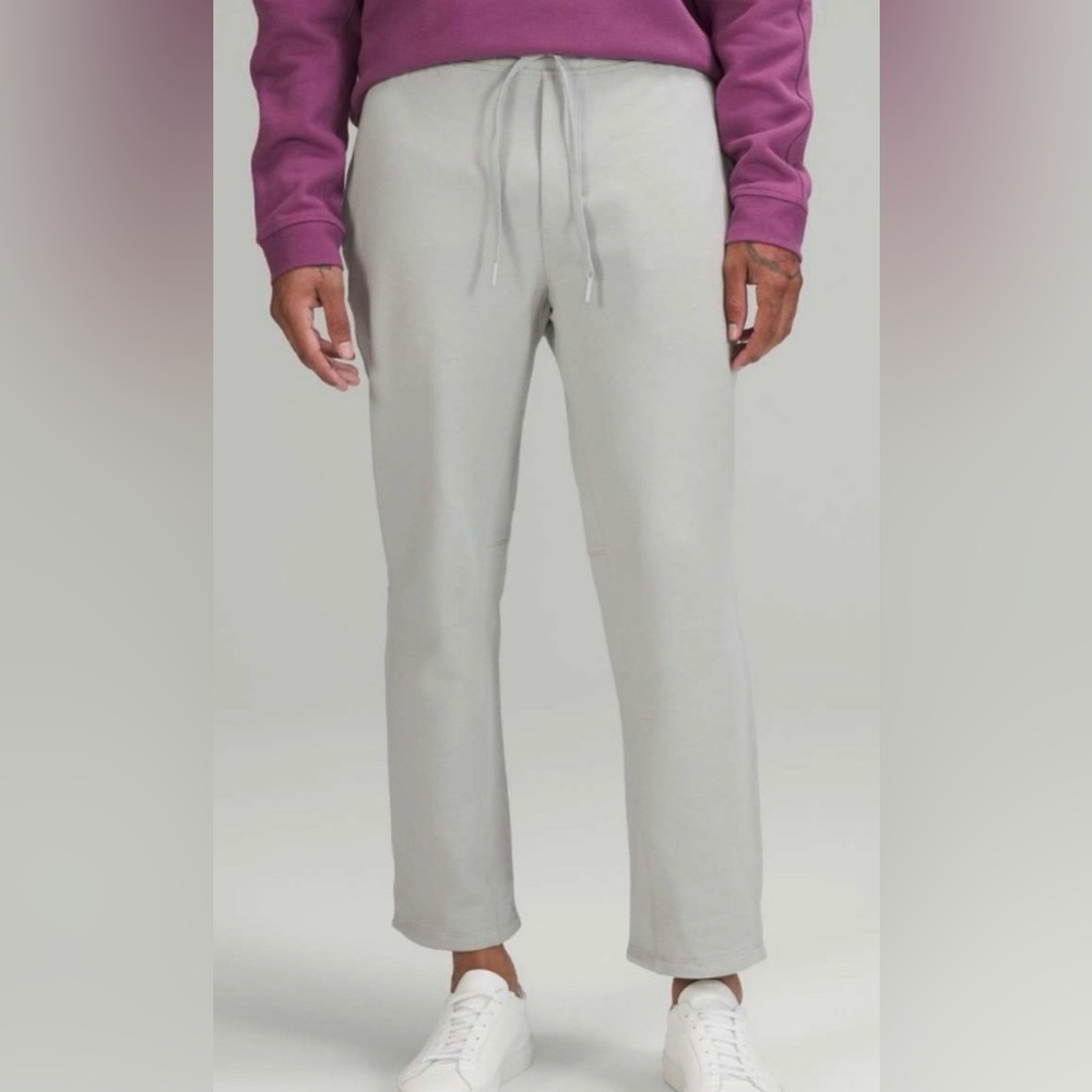 Lululemon Relaxed-Fit French Terry Jogger Seal Grey Cropped *Inseam 24” Size L